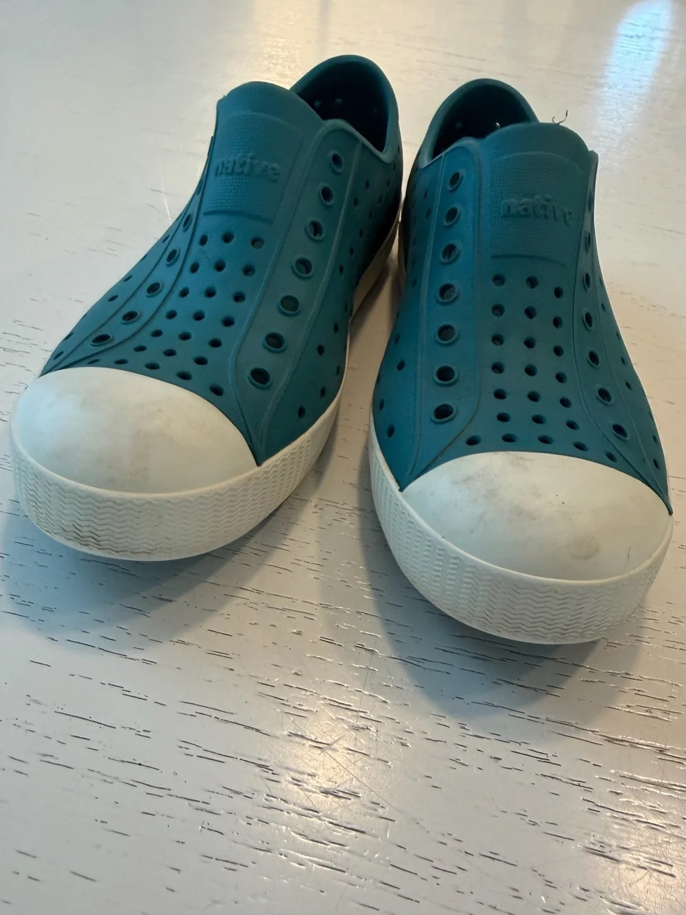 Native Jefferson Sugarlite Teal Slip-On Shoes with White Toe Caps, J2